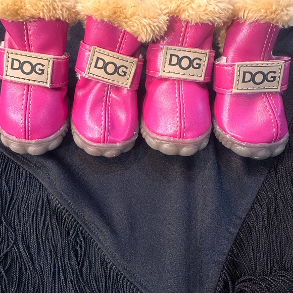 NWOT Dog boots size 5 fur lined doggie boots - Picture 2 of 8